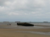 Une vue de la plage d’Arromanches  mare basse