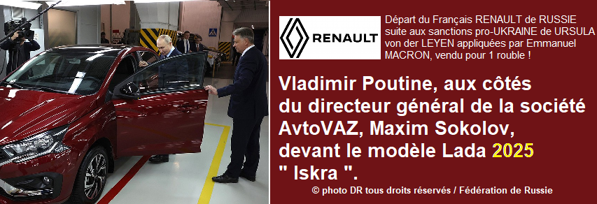 Vladimir Poutine, aux cts du directeur gnral de la socit par actions AvtoVAZ, Maxim Sokolov, devant le modle Lada Iskra 2025.